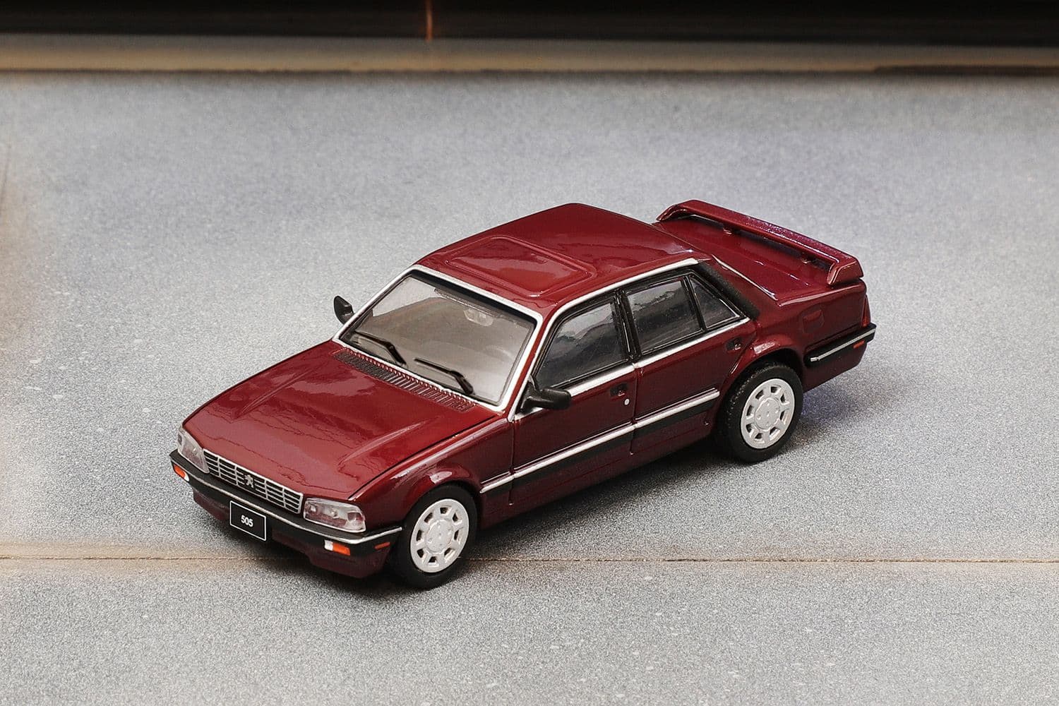 Peugeot 505 – 1:64 Shadow diecast car – photo 6